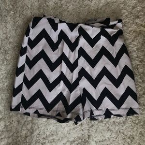 chevron shorts